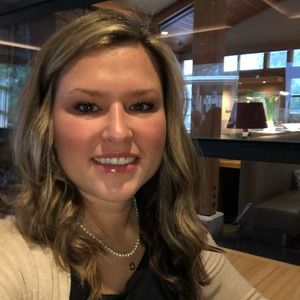 Meet your Posher, Carly